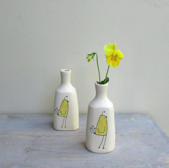 Yellow bird vase ONE bird vase small bird flower by catherinereece
