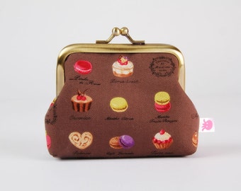 Frame purse - Petites Patisseries on taupe - Big Aunty / Macaron cake / lime green purple chocolate brown cream fuchsia pink / kawaii chic