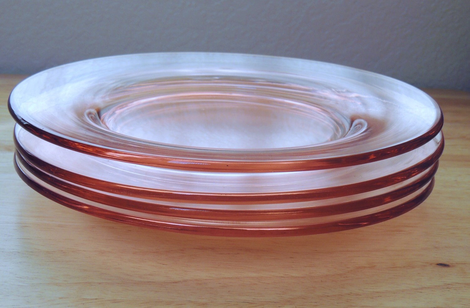Pink Elegant Glass Set of 4 Salad/Luncheon Plates
