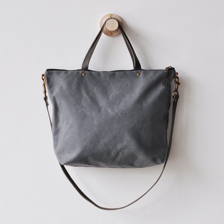 CARRY BAG charcoal waxed canvas by bookhoudesign on Etsy