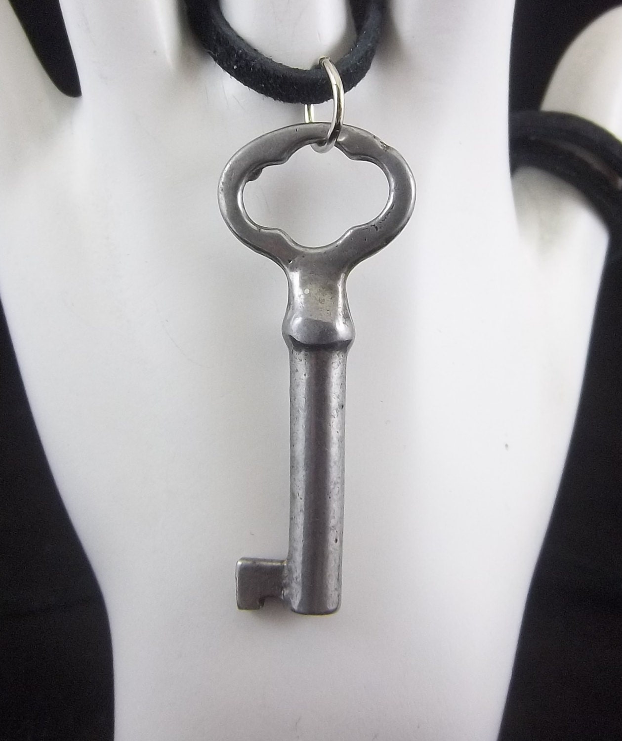 Vintage Key Necklace, Tubular Key, Skeleton Key, Leather Cord, Mens Necklace, Womens Necklace, Steampunk Necklace, Handmade