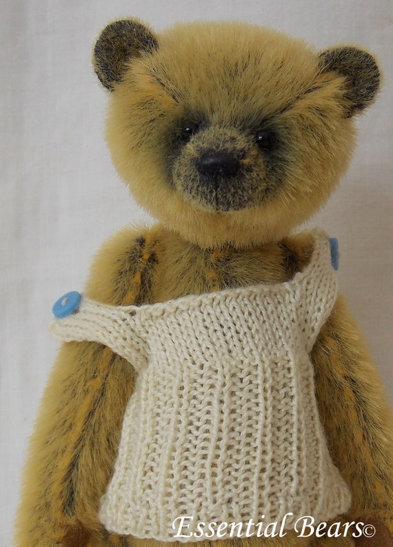 Vest knitting pattern for a miniature teddy bear
