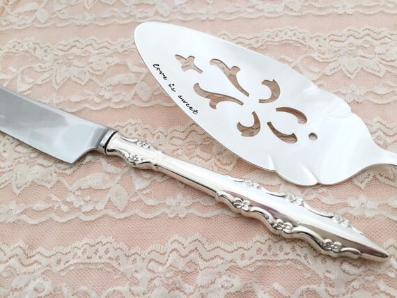 Vintage cake  server knife  vintage set  for by LoreleiVella