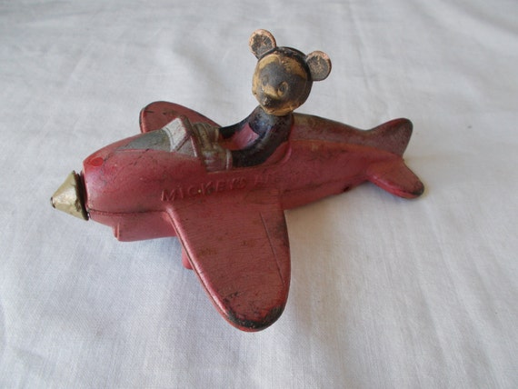 mickey mouse aeroplane toy