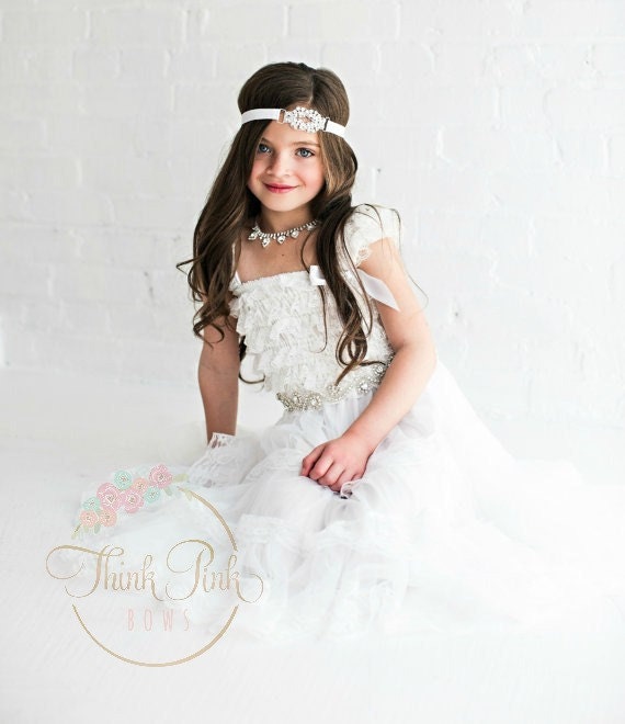 White flower girl dress, petti lace dress,baptims dress,Birthday dress,White lace dress,Bithday outfit,White girl dress,Christmas baby dress by ThinkPinkBows