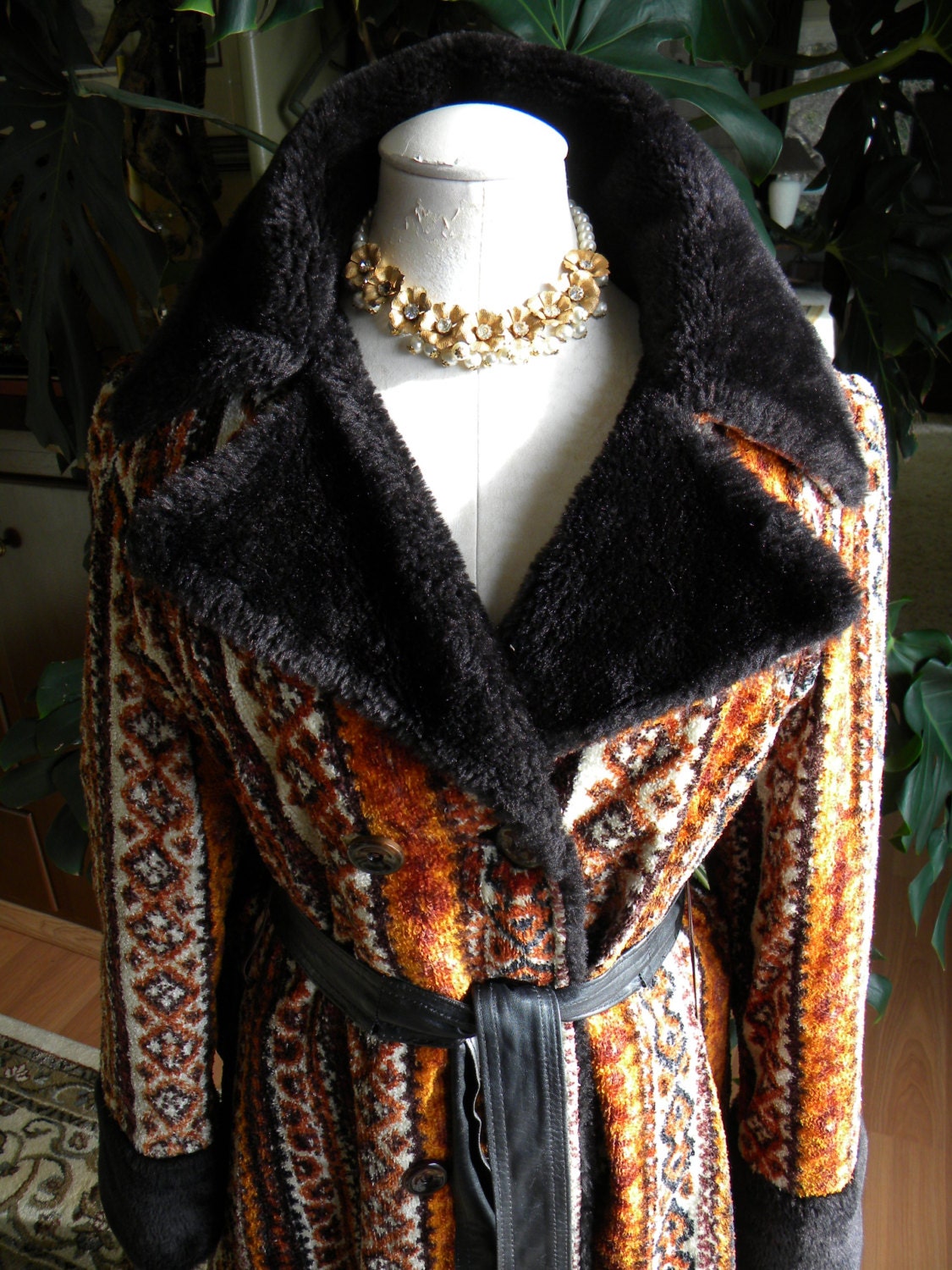 Retro cool carpet / brocade coat / jacket / by VerbenaVintage