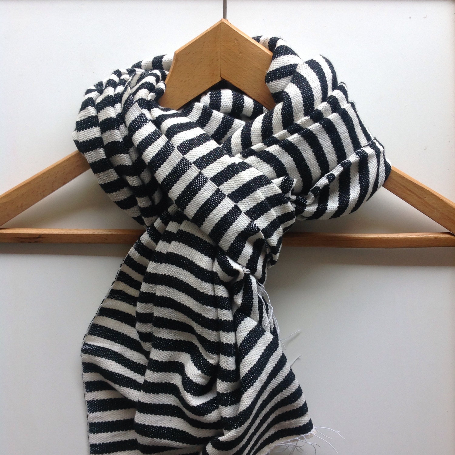 Black and White scarves Men's and Women Wool striped