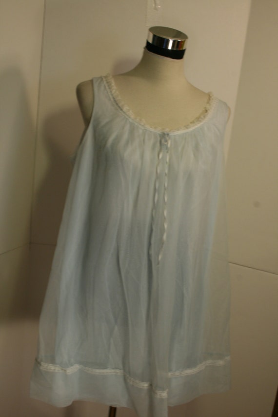 70s Vintage VANITY FAIR 1970s Baby Doll Nightgown with