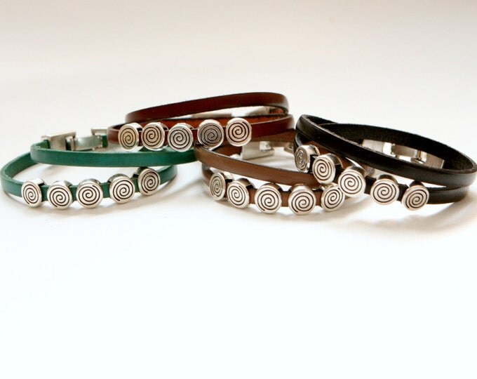 Women leather bracelet, leather bracelet, women bracelet, colorful bracelet,,charm bracelet, leather wrap, wrap bracelet, women wrap