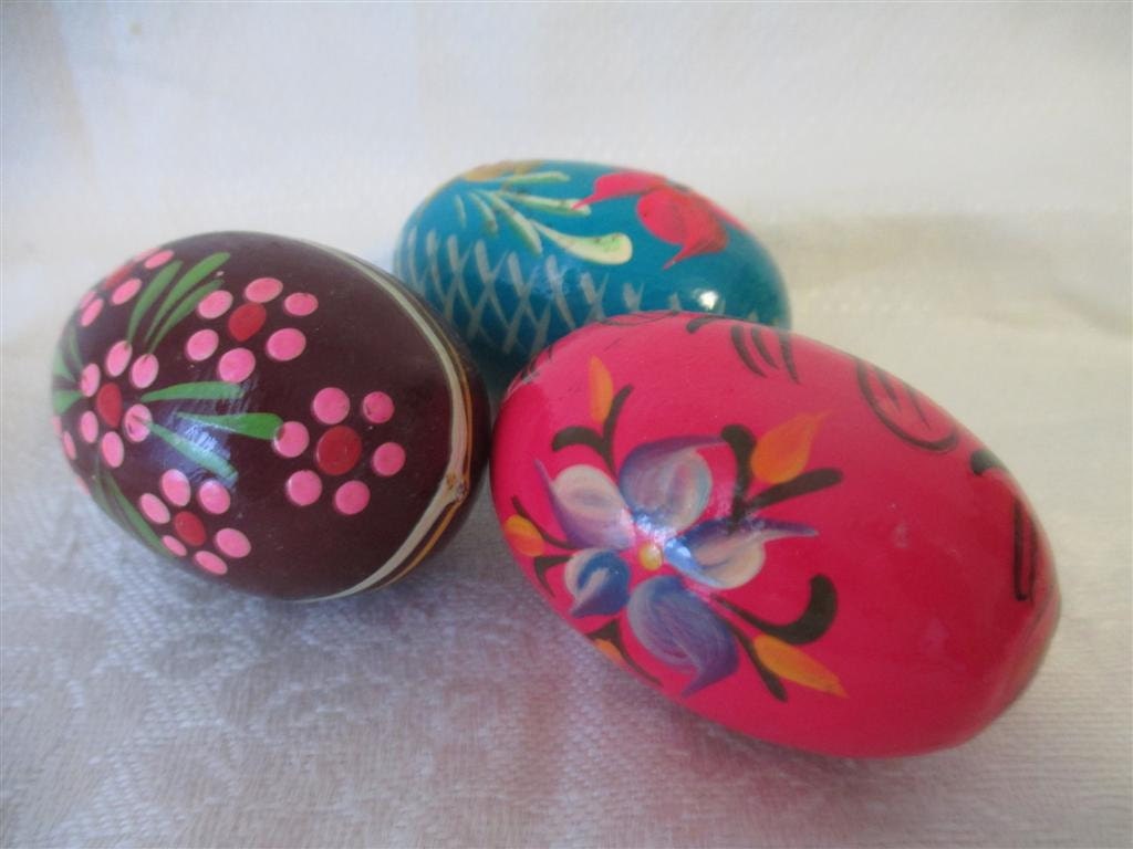 Polish Handpainted Wood Eggs Vintage PisankiEaster by Sackets58