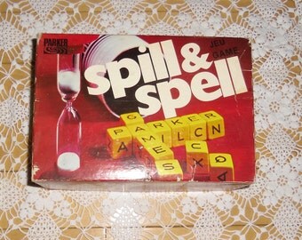 Vintage Game - Spill & Spell, Parker, 15 Cube Crossword Game, No A 102, 1975, Complete in Box, French and English Instructions, Cottage Game