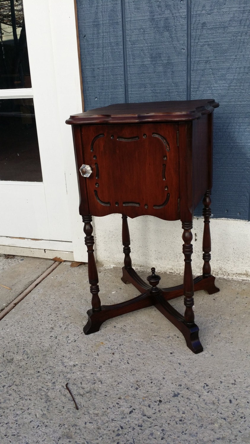 Vintage Cigar Humidor 57