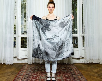 FREE SHIPPING Worldwide - Silk scarf- scarve -Designer. Generative. Made in France.