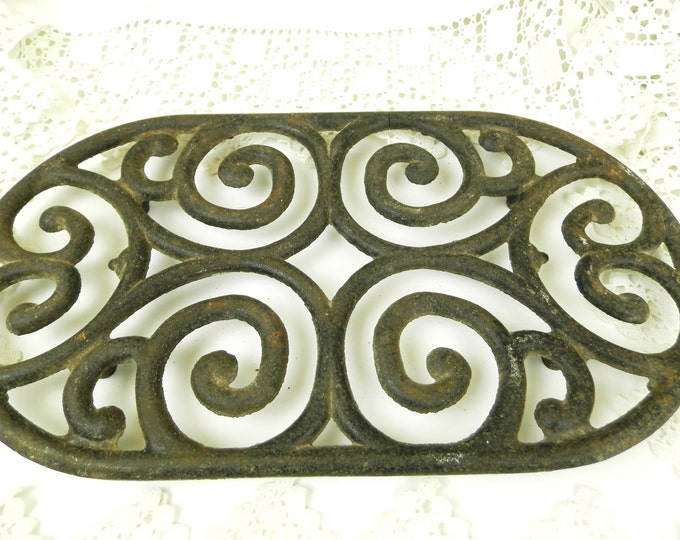 Large Oval Shaped Vintage French Cast Iron Trivet / Heat Mat / Hot Plate, Country Cottage Kitchenware, Kitchen Decor, Rustic Kitchenalia Large Oval Shaped Vintage French Cast Iron Trivet / Heat Mat / Hot Plate, Country Cottage Kitchenware, Kitchen Decor, Rustic Kitchenalia