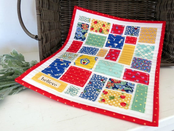 Items similar to Vintage Inspired Tiny Ticker Tape Quilt on Etsy