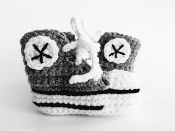 baby crochet converse pattern baby booties, converse converse converse custom slippers, crochet baby