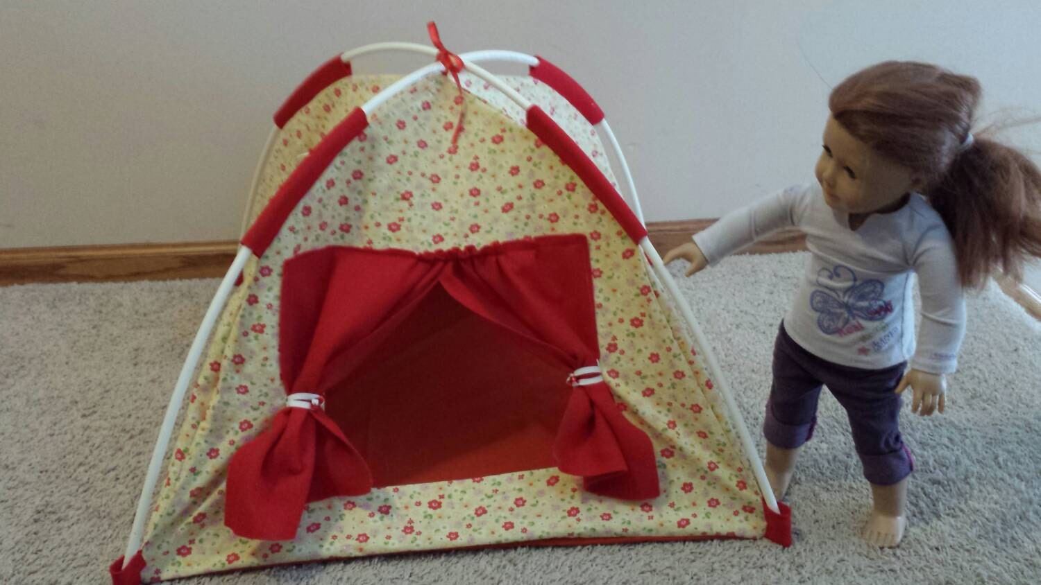 American Girl Tent in Warm Sunshine