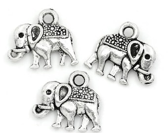 5 Antiqued Silver Elephant Charms