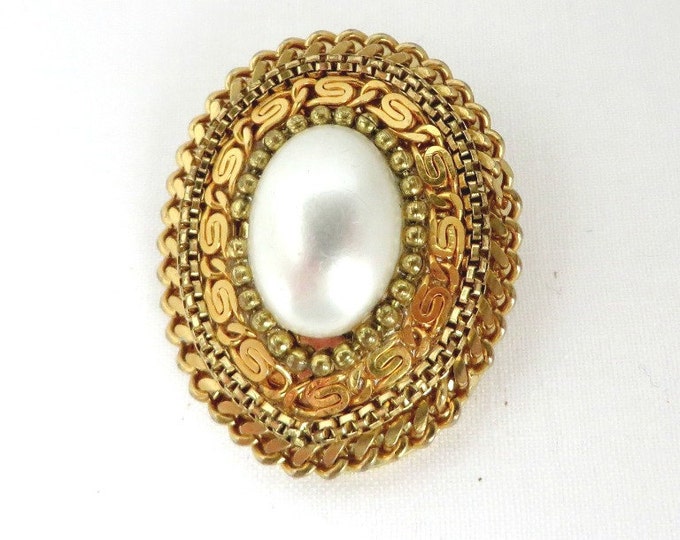 Vintage Faux Pearl Oval Scarf Clip, Braided Gold Tone Clip