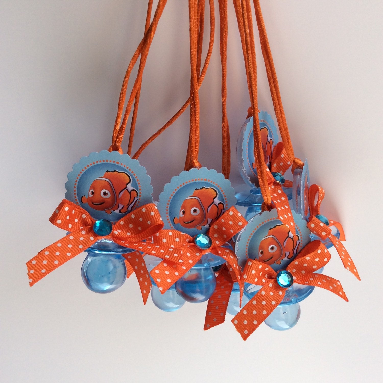 12 Finding Nemo pacifiers necklace finding nemo baby shower