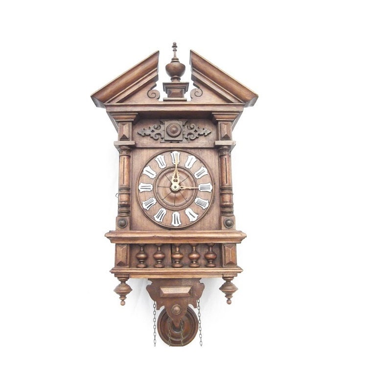 Wall alarum clock, 16th century; verge escapement with