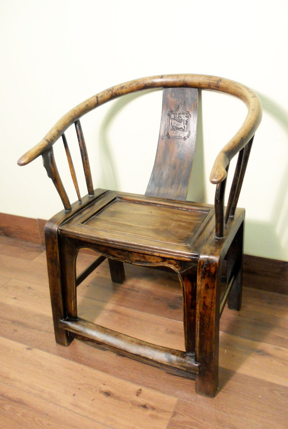 Antique Chinese Ming Horseshoe Chair (5433), Circa early of 19th century â Haute Juice