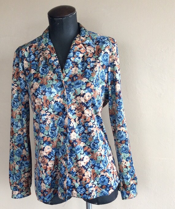 Items similar to 1970s Koret Floral Print Blouse on Etsy
