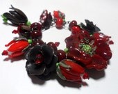 Handmade. LAMPWORK BRACELET. Glass Beads. Red, black, white, vintage accessories.Flowers, glass flower, poppy.