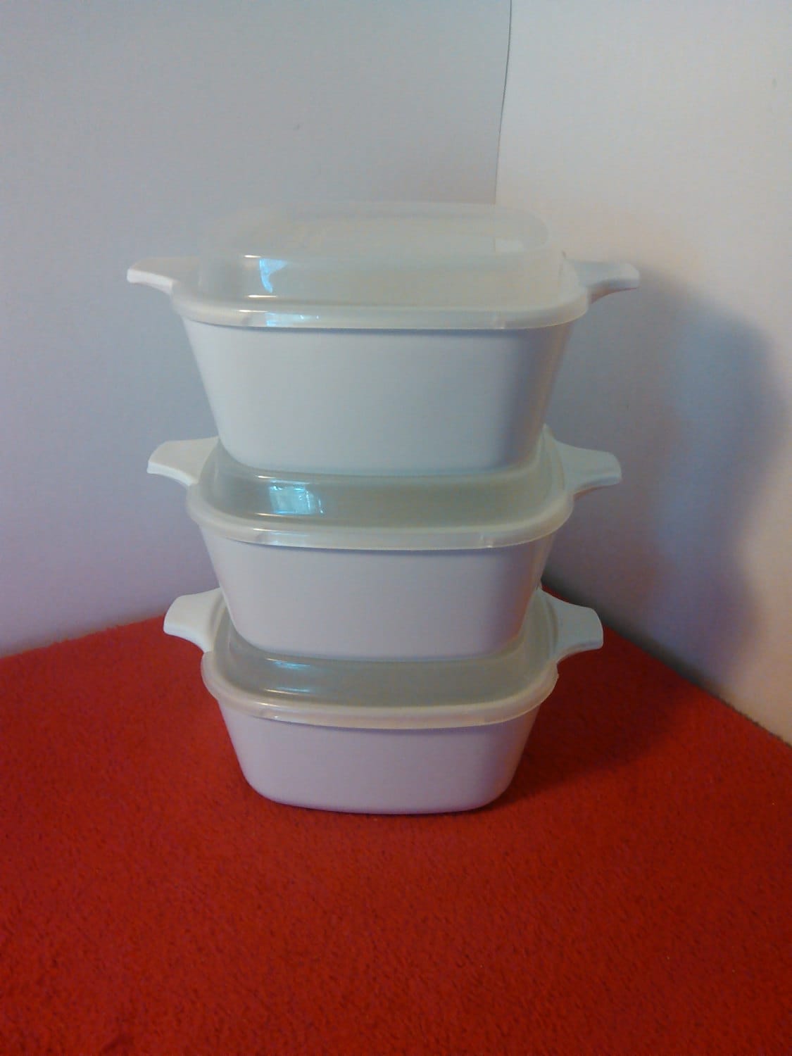 corningware cookware set of 3 petite dishes/with plastic lids/