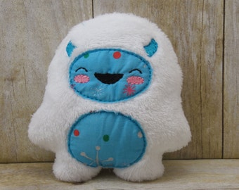 yeti stuffie