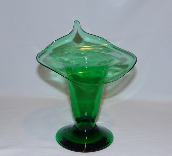 Items Similar To Vase Jack In The Pulpit Green Vase Excellent Condition Circa 1960s On Etsy