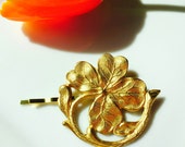 Gold Shamrock Hair Pin, Four Leaf Clover Hair Pin, Gold Bobby Pin, Leaf Brass Barrette, Wedding Hair, Boho Hair Pin, Tress Temptress