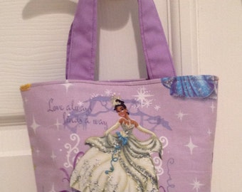 Items similar to Tiny Tote Bird Applique Bag on Etsy