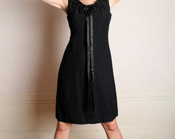 Vintage 1960s Little Black Dress - Twiggy Style Bow Mod Dress - Medium