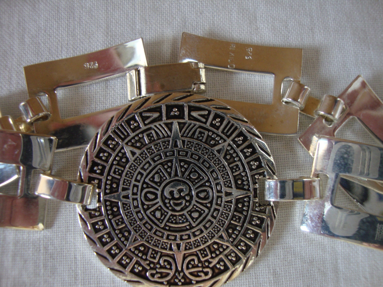 VINTAGE 925 Sterling Silver Bracelet MAYAN CALENDAR Medallion VINTAGE 925 Sterling Silver Bracelet MAYAN CALENDAR Medallion