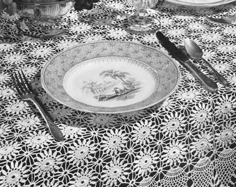Vintage Pineapple Tablecloth Pattern 1940’s Doily
