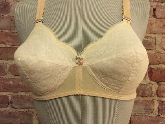 size-34-35b-warner-s-vintage-bullet-bra-1950s-bra-by-58petticoats