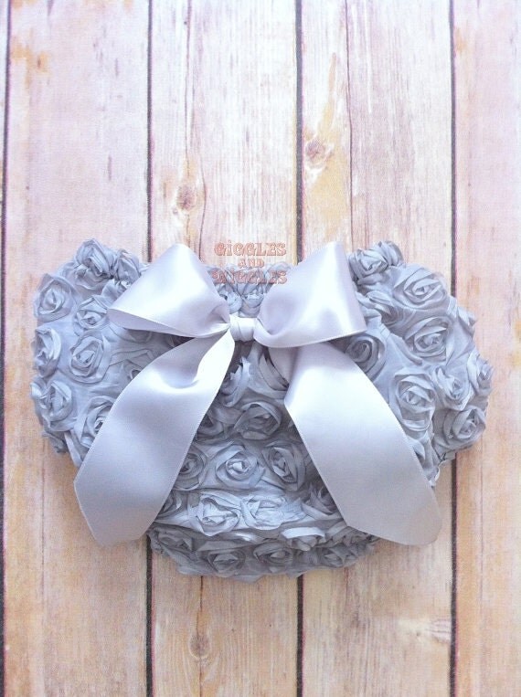 Baby bloomers Gray baby girl bloomers baby by GigglesandWigglesBtq