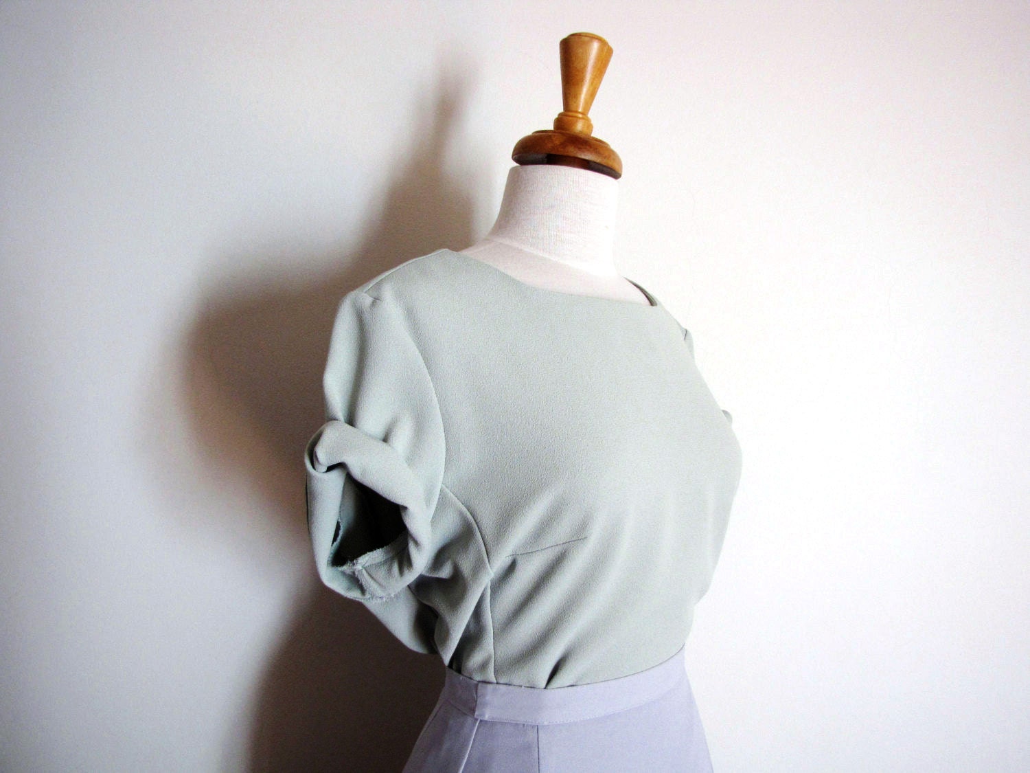 vintage 50s mint green blouse / pastel green crop top Haute Juice