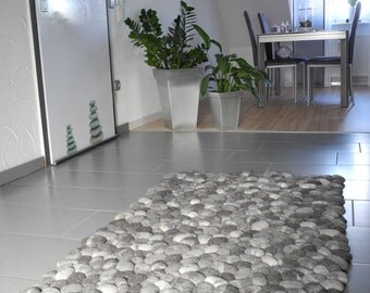Felt stone rug supersoft pebbles gray