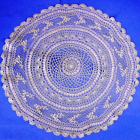 Items similar to HANDMADE NEEDLE LACE Wall Art (6) on Etsy
