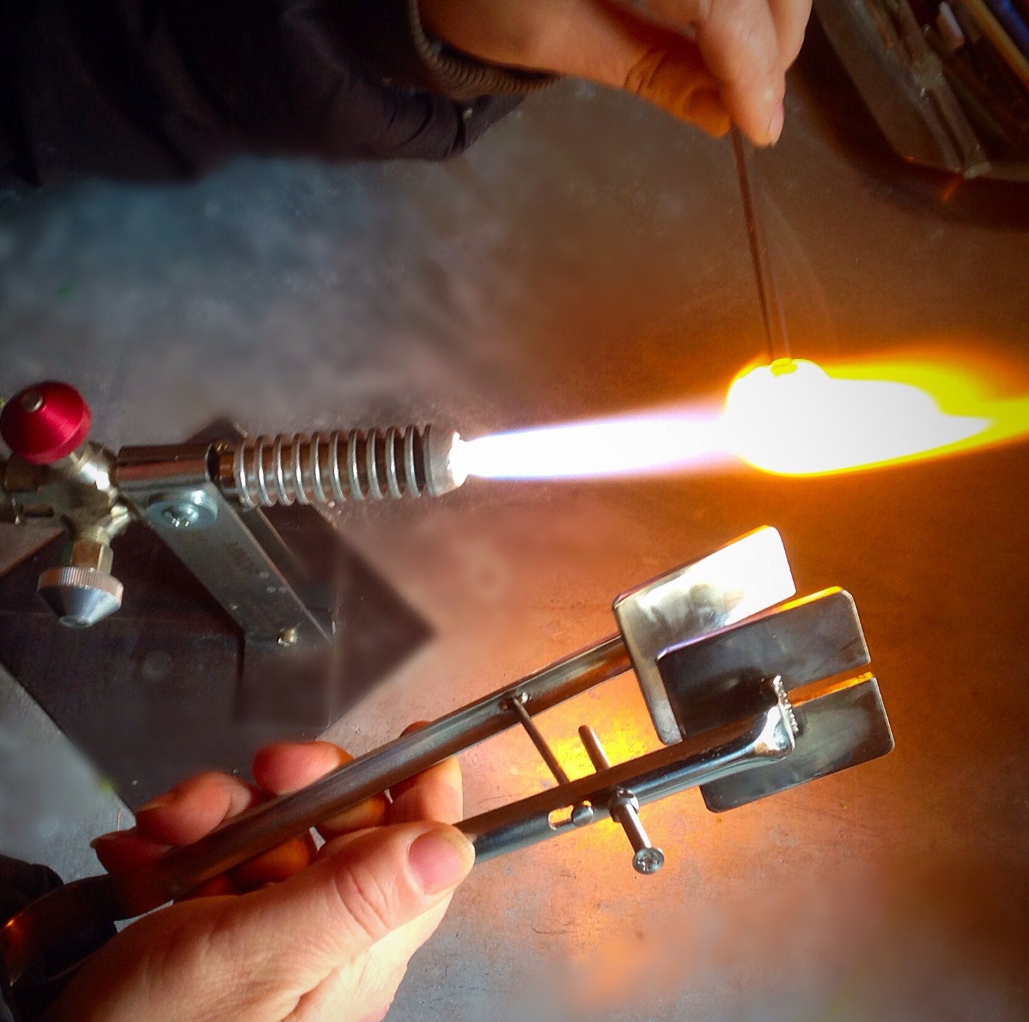 Tweezerspress lampworking lampworking tool