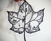 Original hand-cut paper Original hand-cut paper