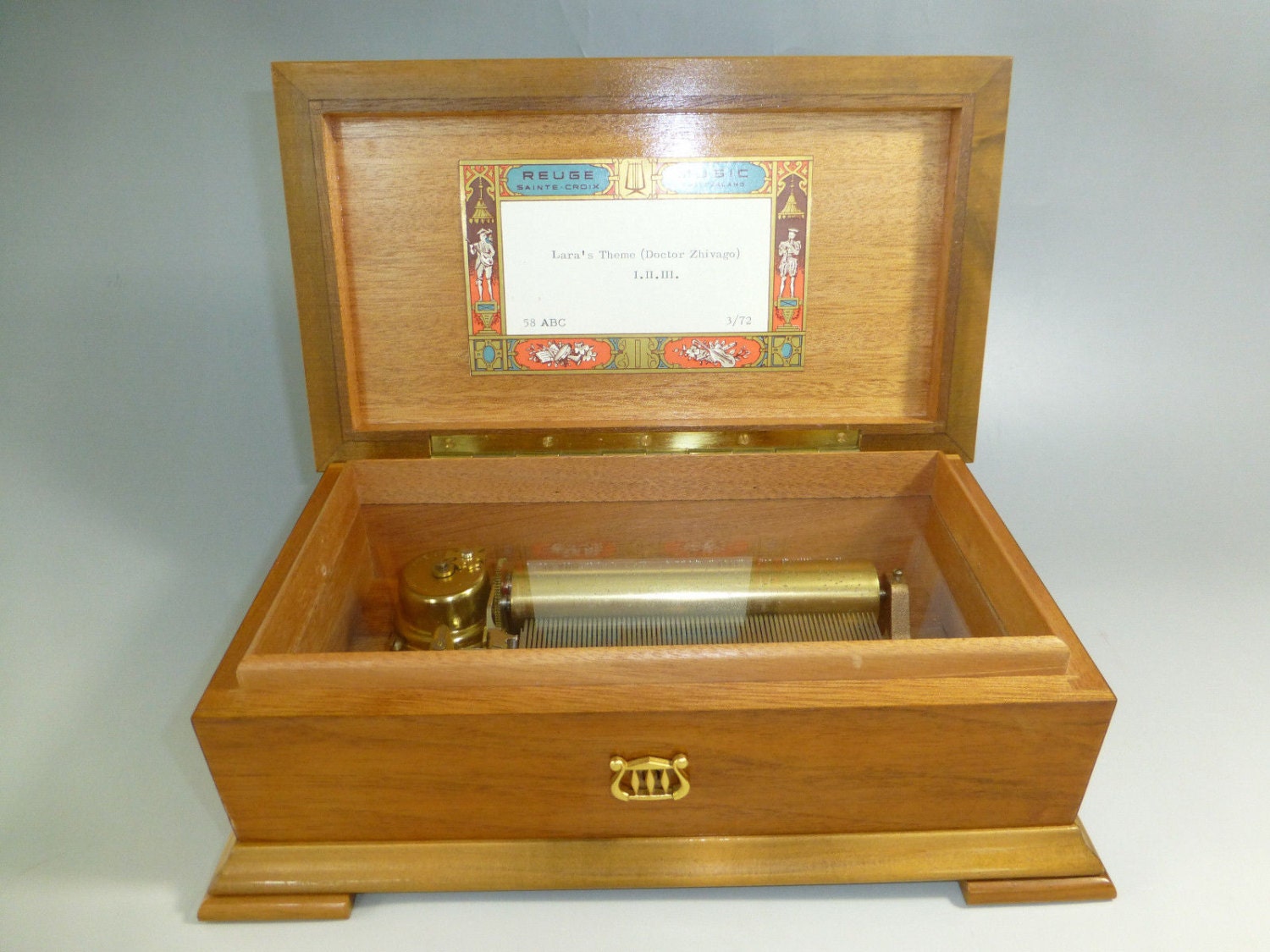 Vintage Reuge Music Box 72 Key Lara's Theme by SingingBirdMusicBox