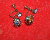 Beautiful VINTAGE Multi-colored, Multi-facetted, Screw-on EARRINGS