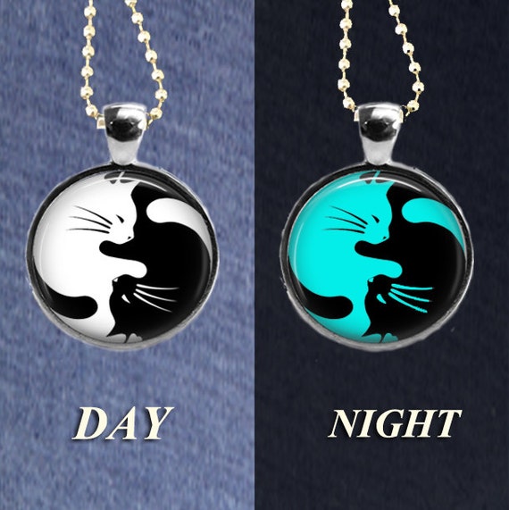  Glow  in the dark  Ying Yang  Cat  Necklace Black by 