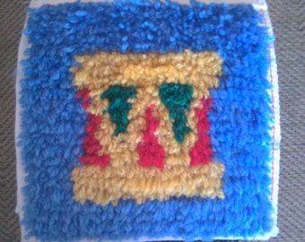 novelty latch hook rug drum