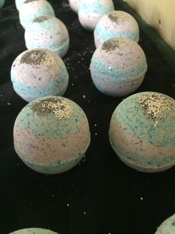 Galaxy Bath Bomb by MadelinesMarket on Etsy