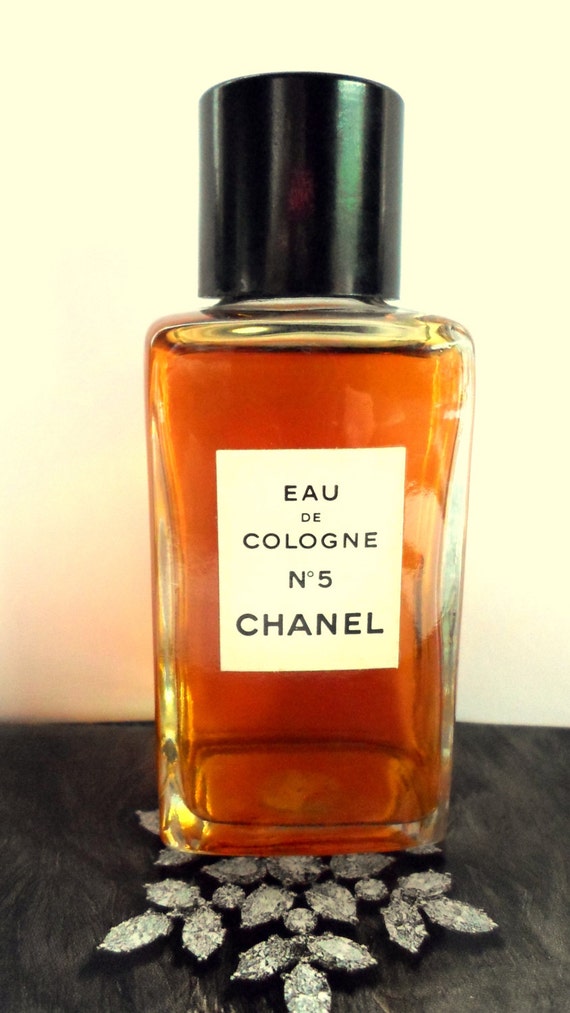 Chanel No.5 Eau de Cologne 2 fl. oz. Exquisite Smelling