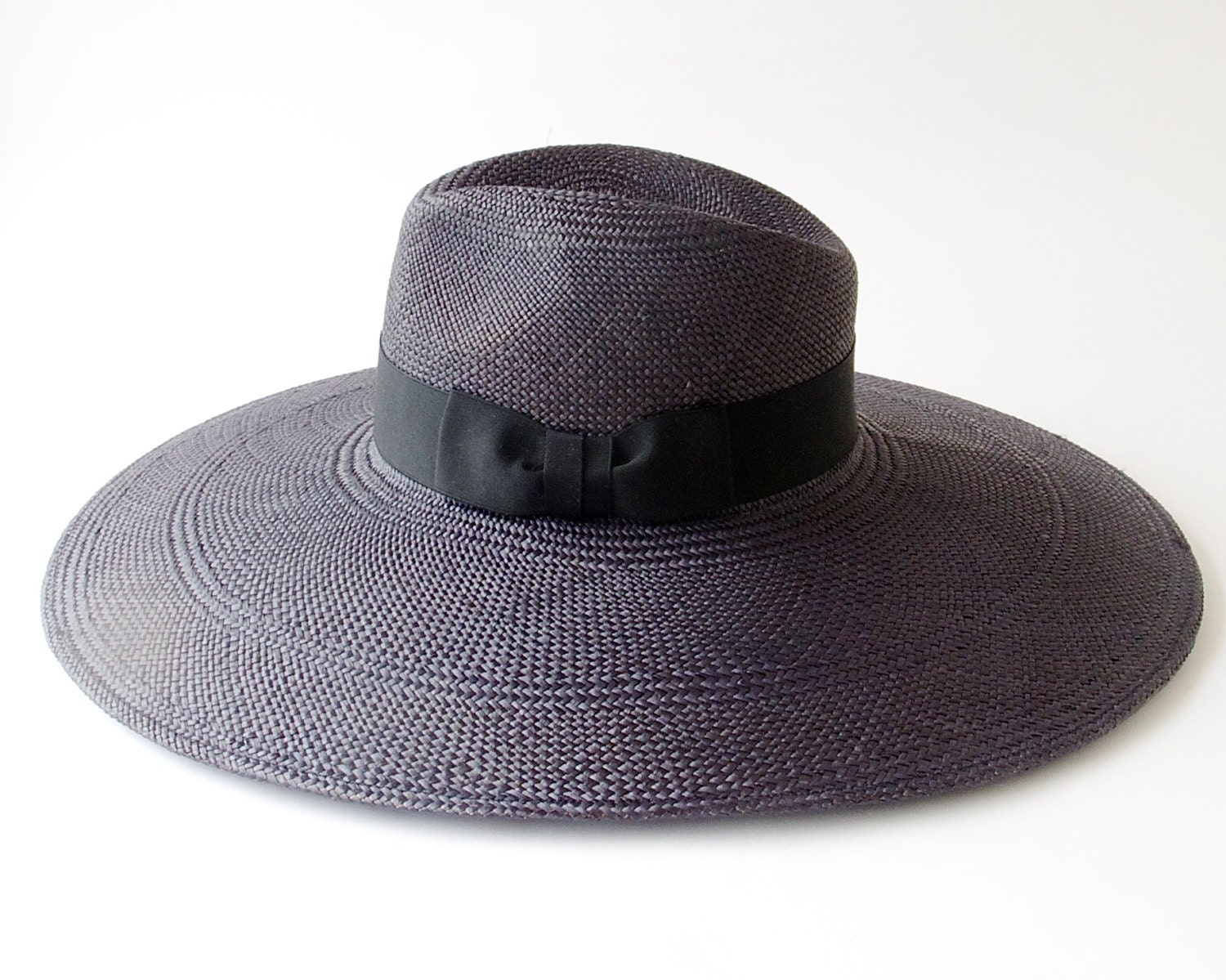 black wide brim hat